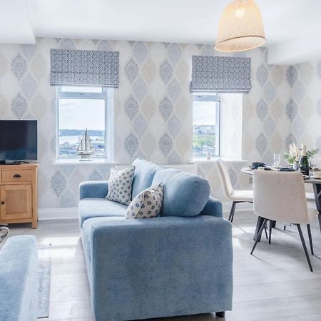 Harbour View - 2 Bedroom Apartment - Milford Haven Exteriör bild