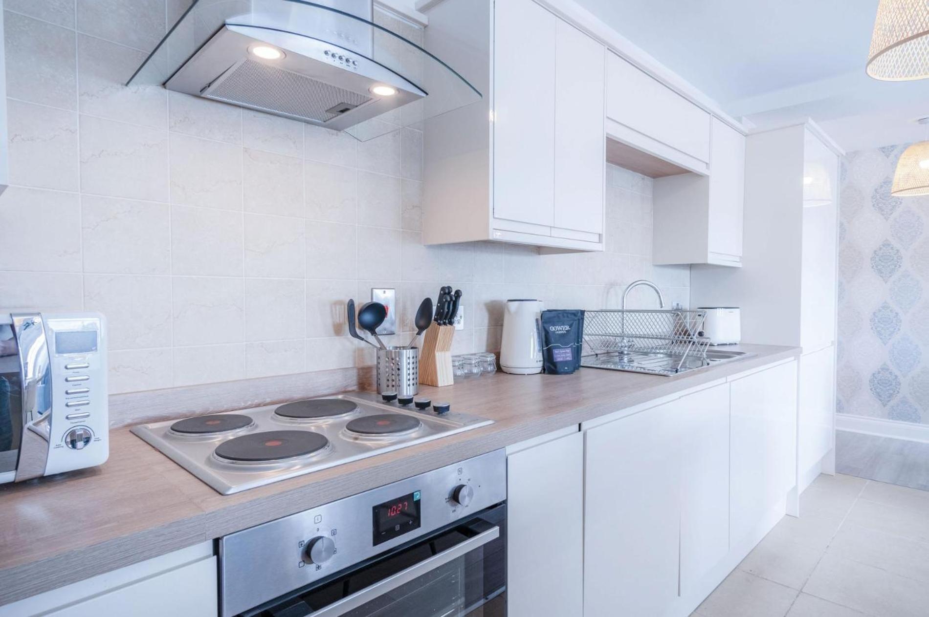Harbour View - 2 Bedroom Apartment - Milford Haven Exteriör bild